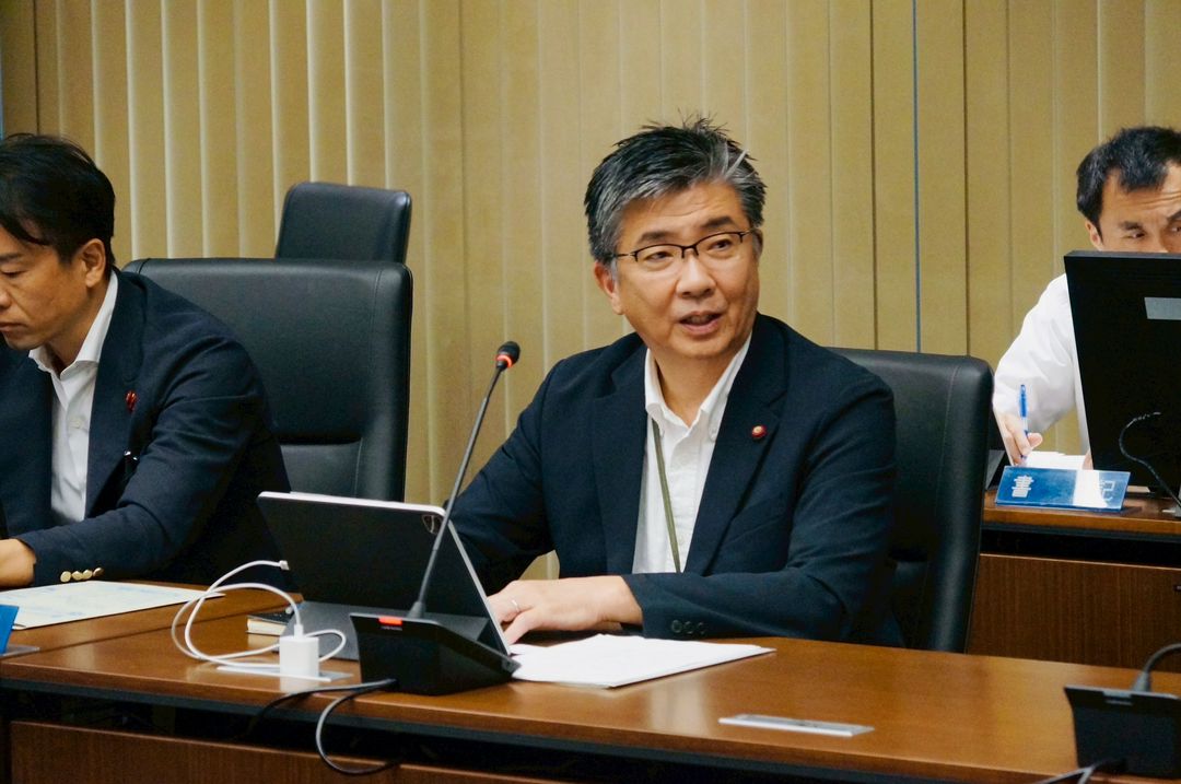 決算審査特別委員会における質疑報告