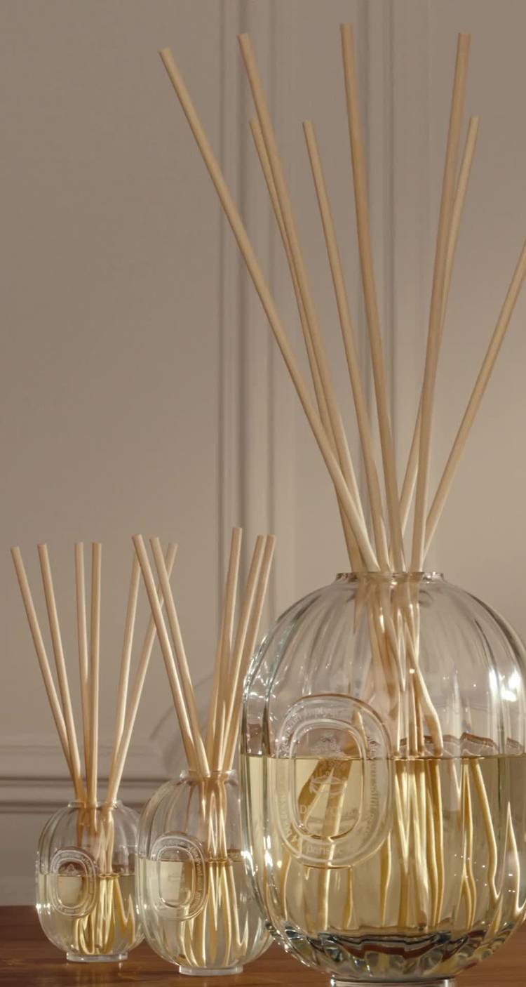 Mixed media feed | diptyque | LINE Official Account