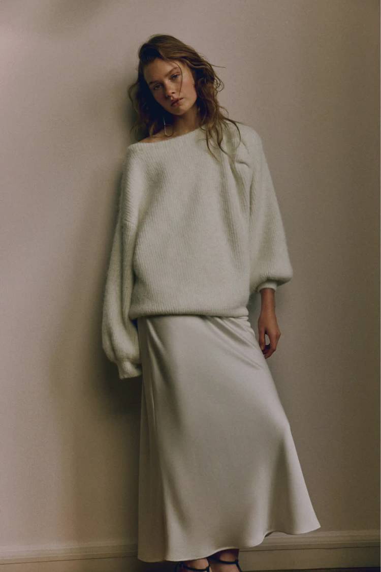 Mixed media feed | H&M | LINE Official Account