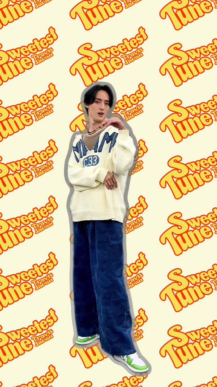 Mixed media feed | Travis Japan | LINE Official Account