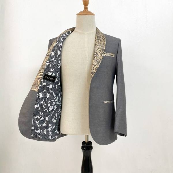 Mixed media feed | LYDIA心斎橋店 | LINE Official Account