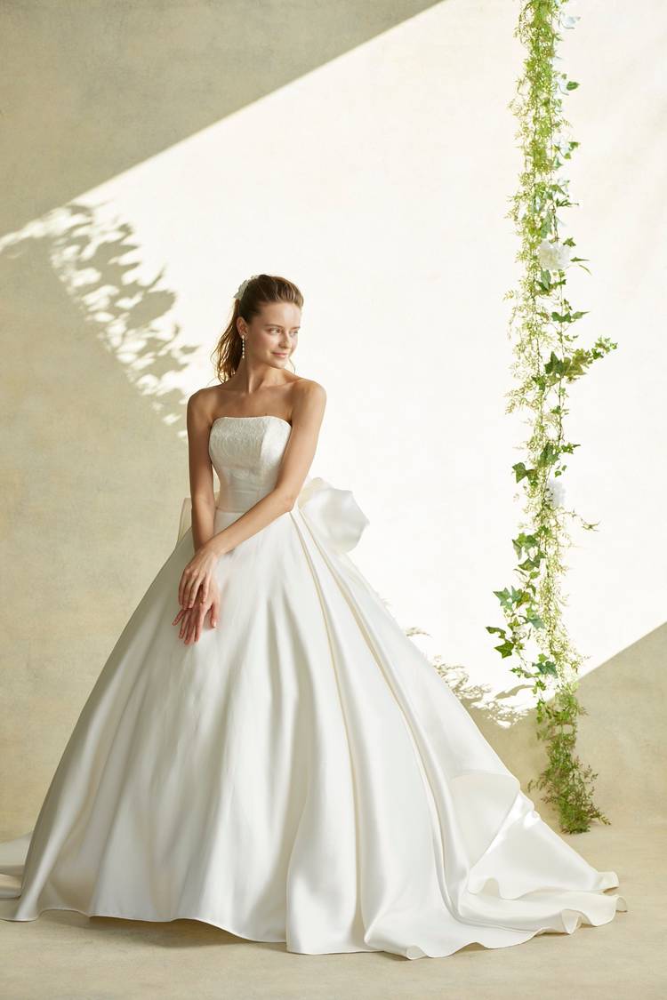 Mixed media feed | BRIDES | LINE Official Account
