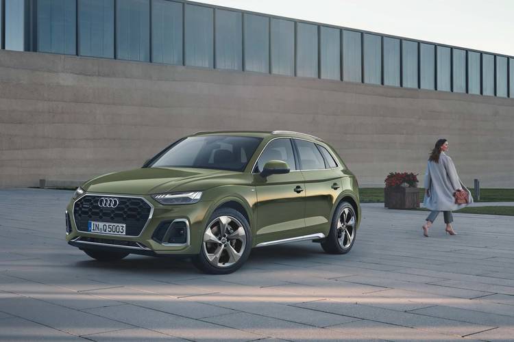 Mixed media feed | Audi Japan | LINE Official Account