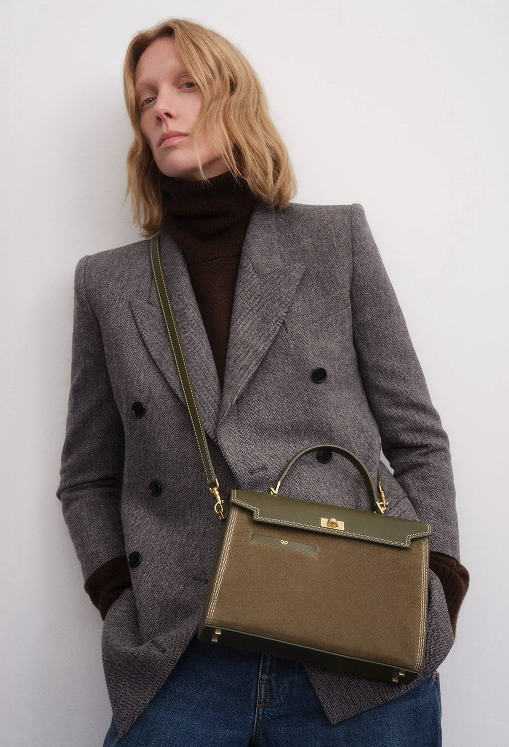 Mixed media feed | アニヤ・ハインドマーチ | LINE Official Account