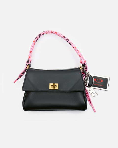 BALENCIAGA | LINE Official Account