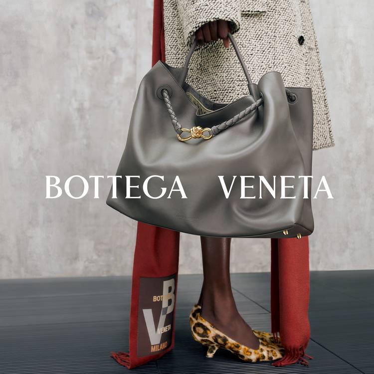 Mixed media feed | BOTTEGA VENETA | LINE Official Account