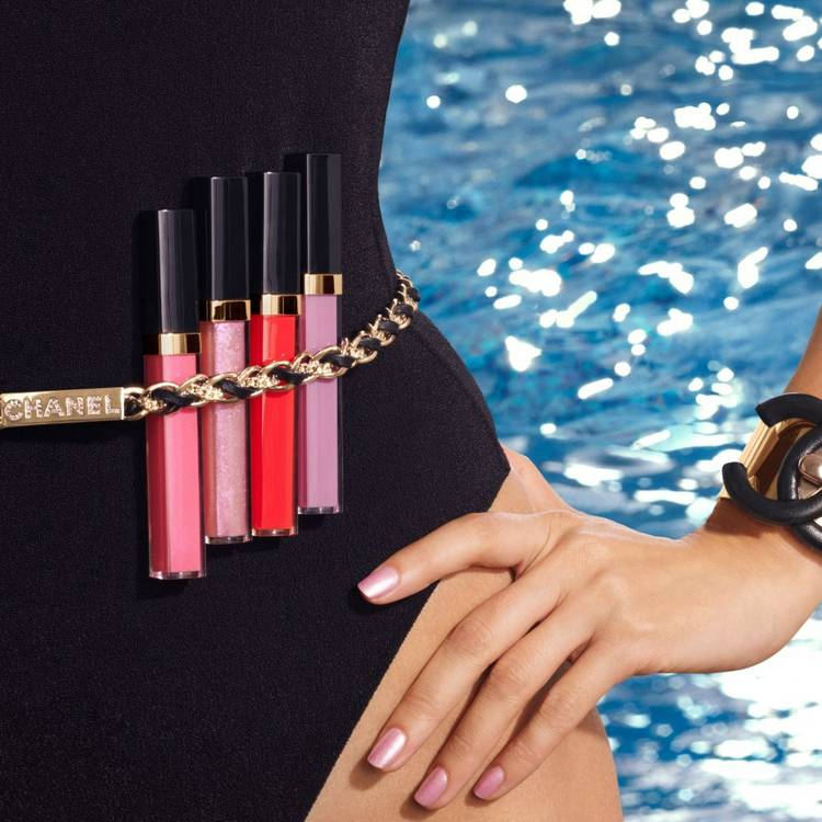 Mixed media feed | CHANEL BEAUTY | LINE Official Account