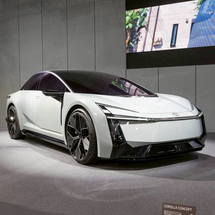 Mixed media feed | 札幌トヨタ | LINE Official Account