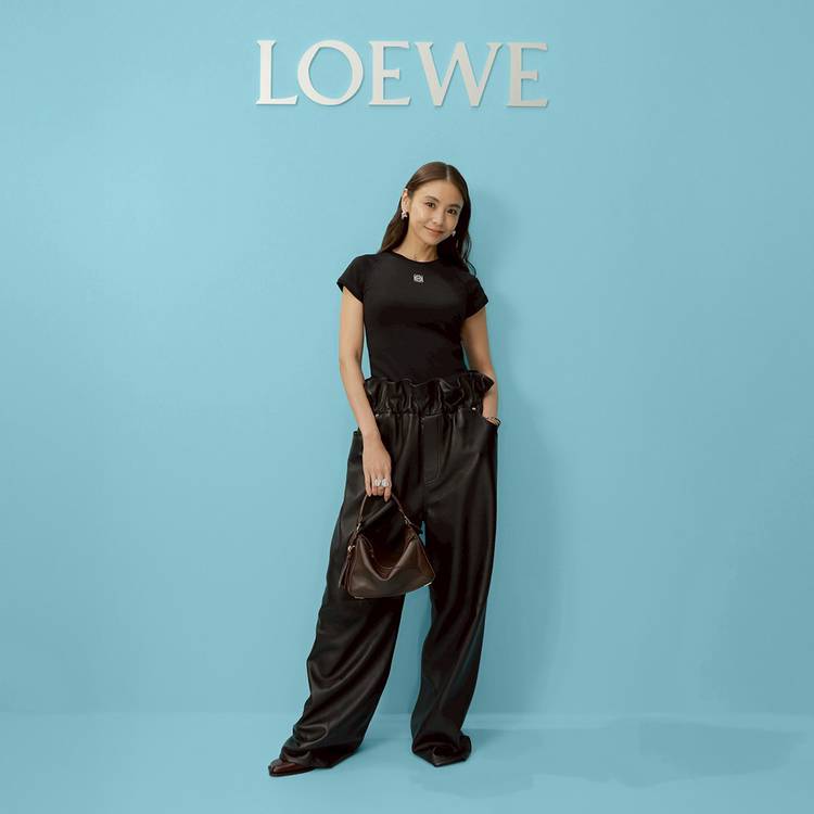 Mixed media feed | LOEWE | LINE Official Account