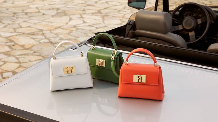 おすすめアイテム | FURLA | LINE Official Account