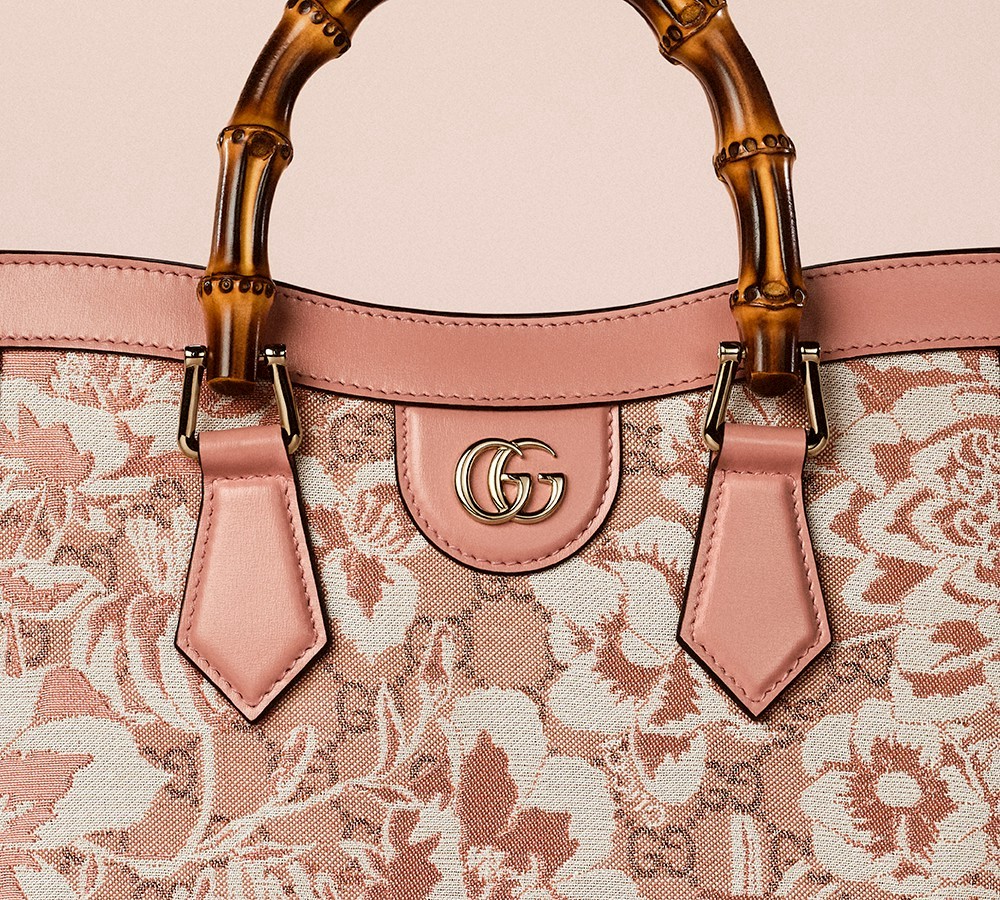 GUCCI GGスプリーム クーリエ シ エリーライン⚠️説明読んでください GUCCI GGスプリーム クーリエ シ エリーライン⚠️説明読んでください