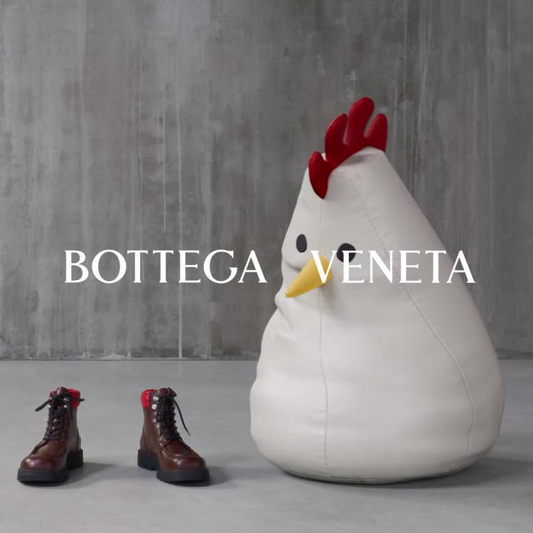 Mixed media feed | BOTTEGA VENETA | LINE Official Account