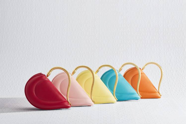 Mixed media feed | BVLGARI | LINE Official Account