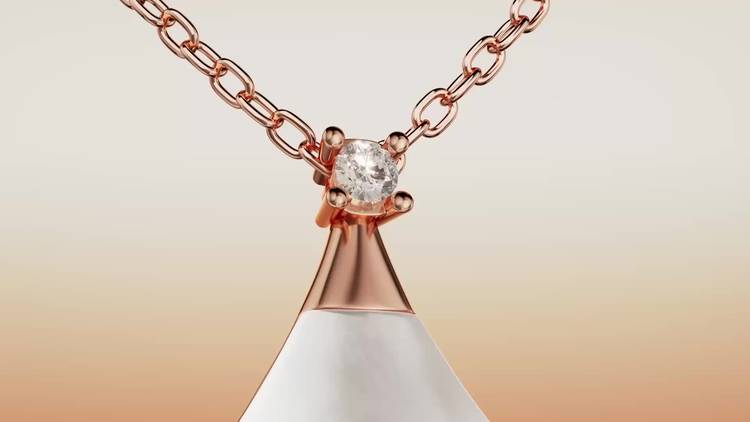 Mixed media feed | BVLGARI | LINE Official Account