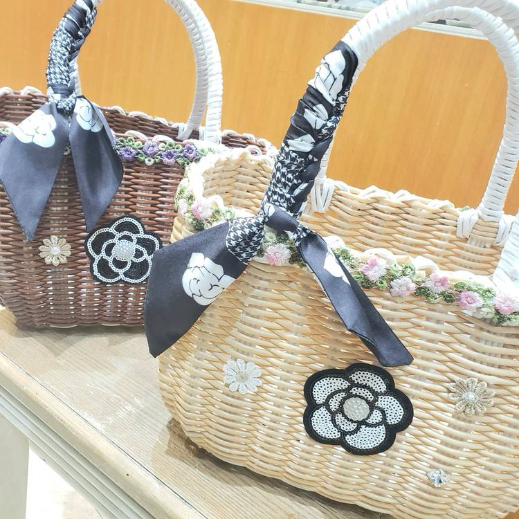 メル11547さま専用　4点おまとめ　ラインストーン　サギ　鷺　モチーフ スワロフスキー #4699 ファンシーストーン [カレイドスコープ