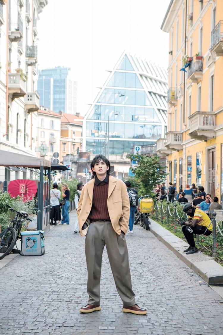 TOD'S | LINE Official Account