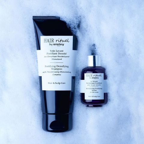 ブランド SISLEY(シスレー) シスレーのフレグランス「イジィア」の発売1周年記念限定ボトルが登場