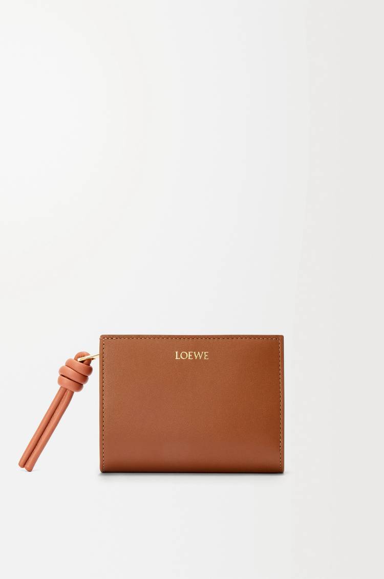 Mixed media feed | LOEWE | LINE Official Account