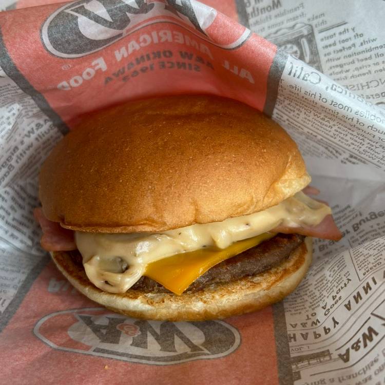 Mixed media feed | A&W沖縄 | LINE Official Account