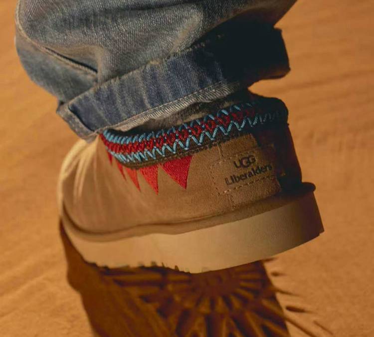 Mixed media feed | UGG | LINE Official Account