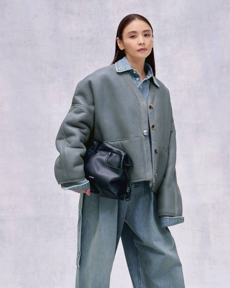 Mixed media feed | LOEWE | LINE Official Account