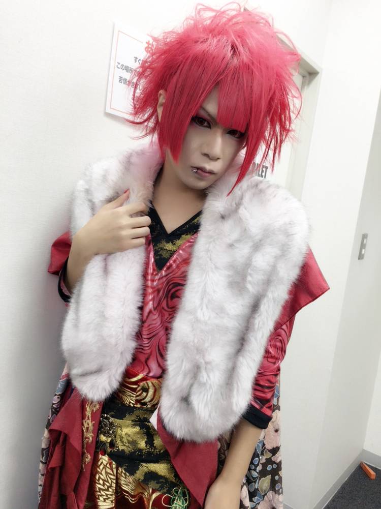 お譲りします / 己龍 ③ Mixed media feed | 己龍| LINE Official Account