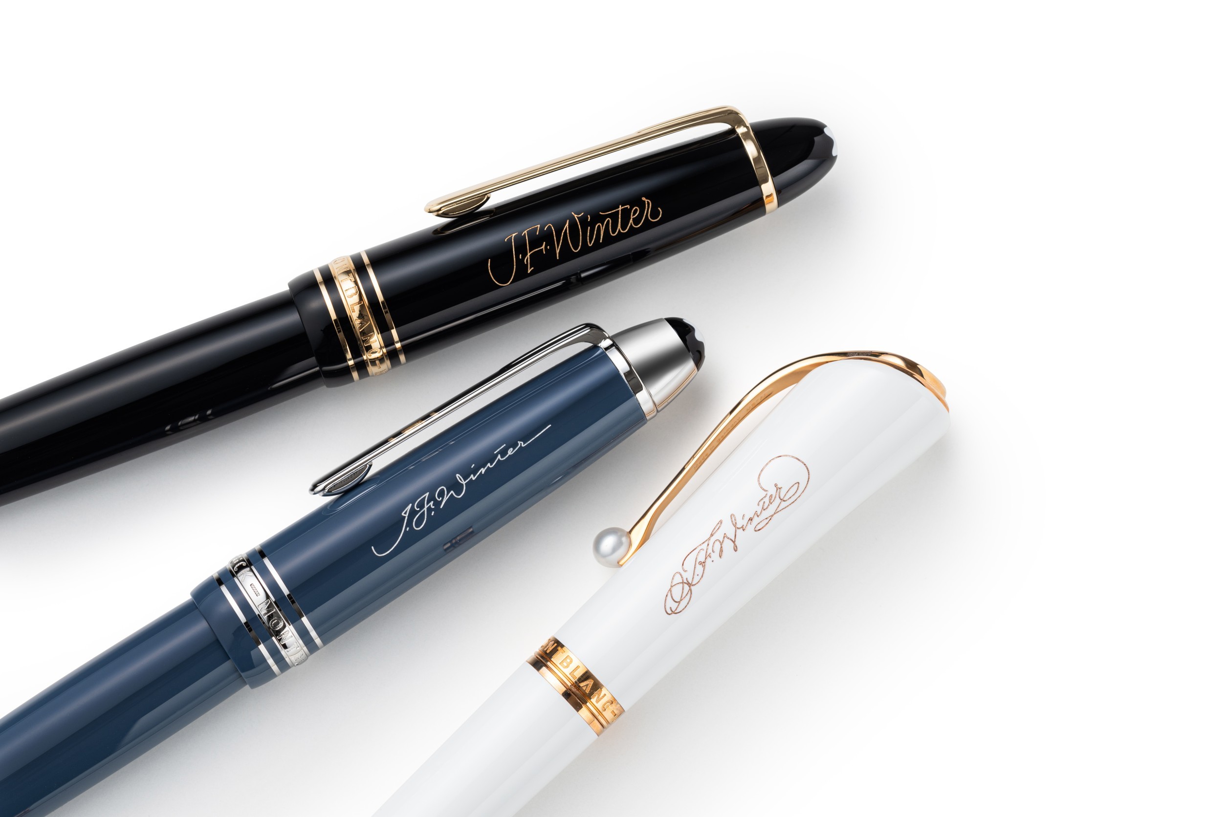 MONTBLANC | LINE Official Account