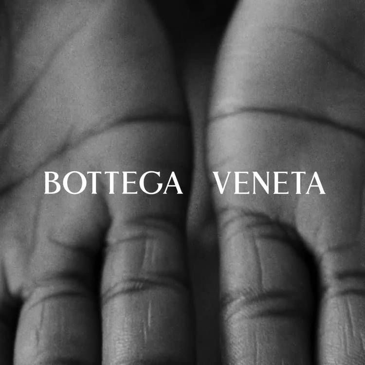 Mixed media feed | BOTTEGA VENETA | LINE Official Account