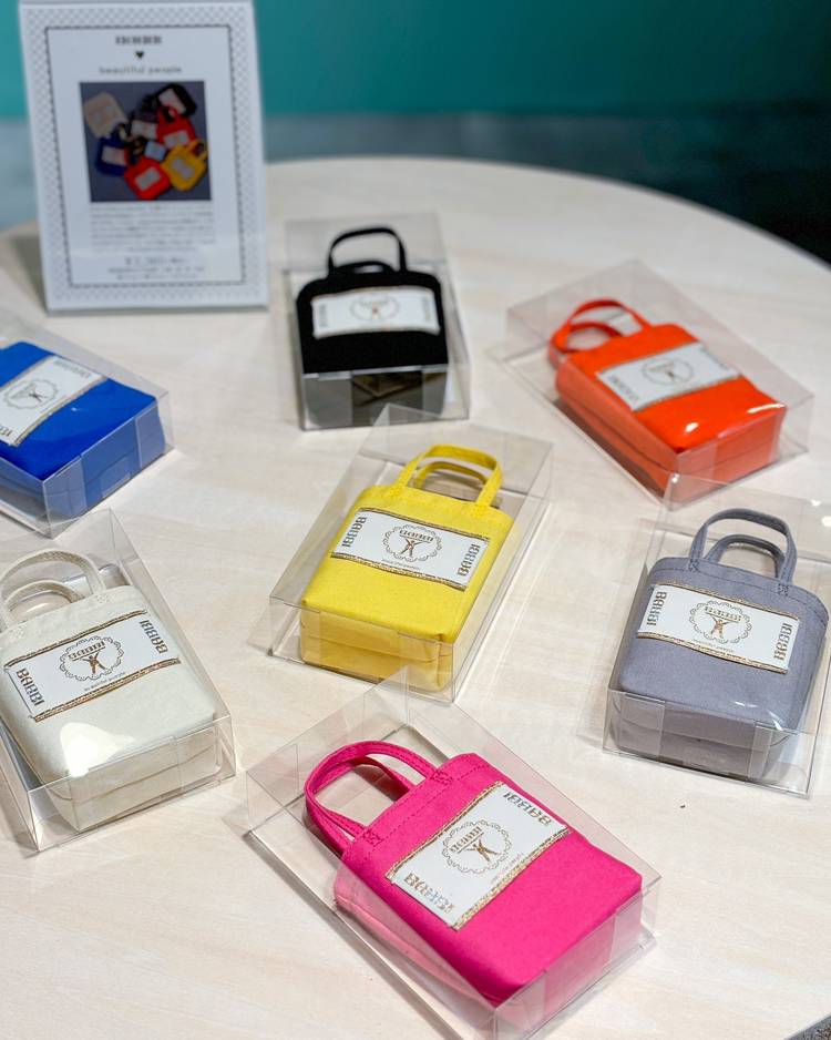 トッズ　ゴーンミーニ　ミンク　日本限定　阪急梅田本店先行販売　定価303600円 トッズゴーンミーニミンク日本限定阪急梅田本店先行販売定価303600円