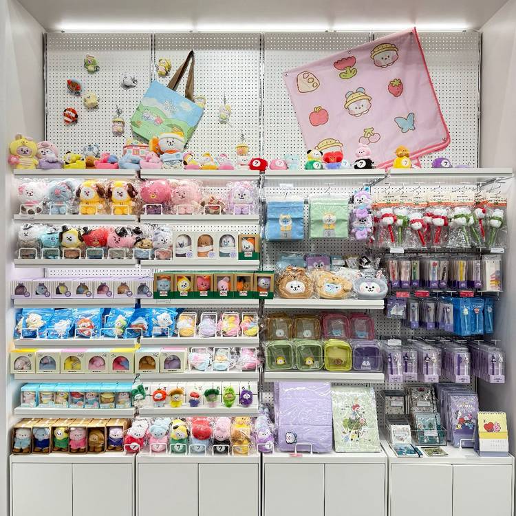 BT21 公式 ナイロントートバッグ 缶バッジ（2個）付 バッグ］缶バッジ 痛バッグ トートバッグ【D0QJRJ】 – candymoon