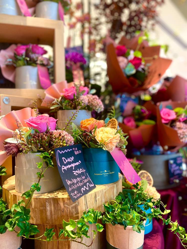 Mixed media feed | 青山ﾌﾗﾜｰﾏｰｹｯﾄ ｴｷｭｰﾄ立川店 | LINE Official Account