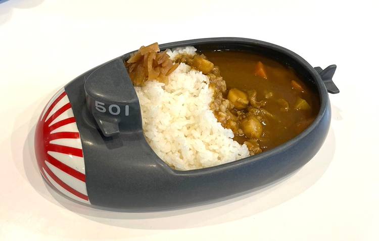 Mixed media feed | 【公式】やっぱりカレーは金曜日だよね