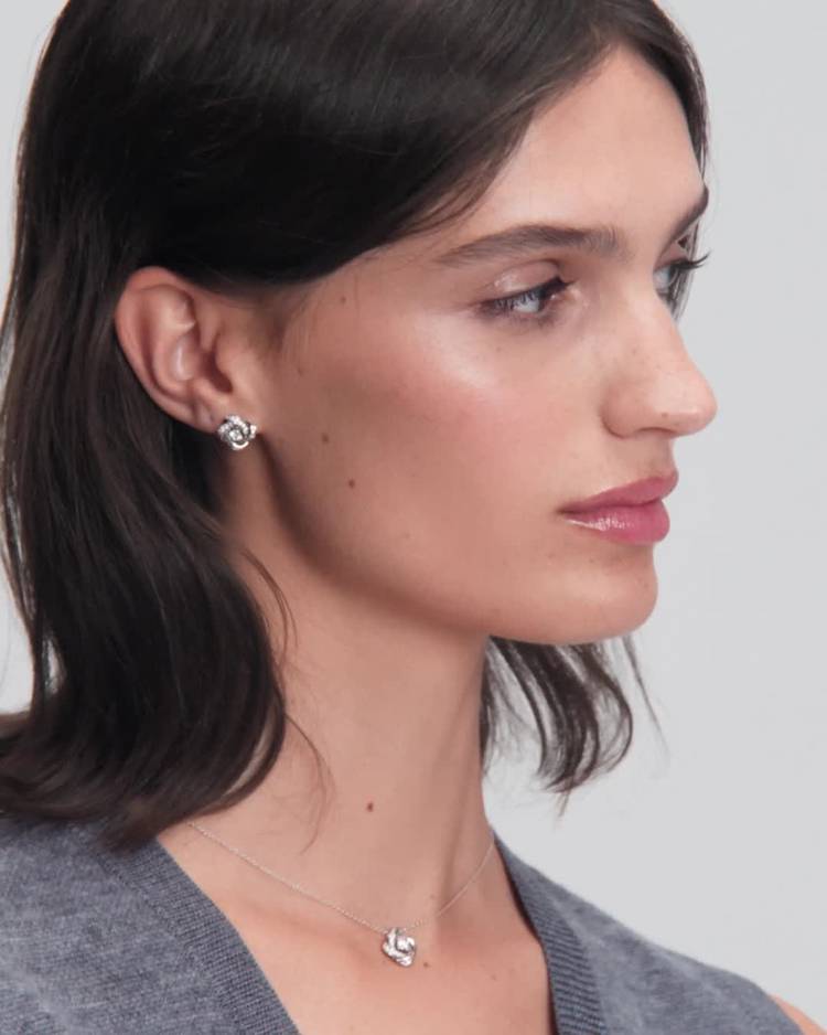 Mixed media feed | BOUCHERON | LINE Official Account