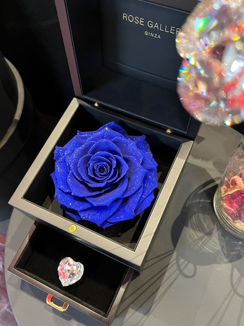 ROSE GALLERY 阪急三番街店 | LINE Official Account